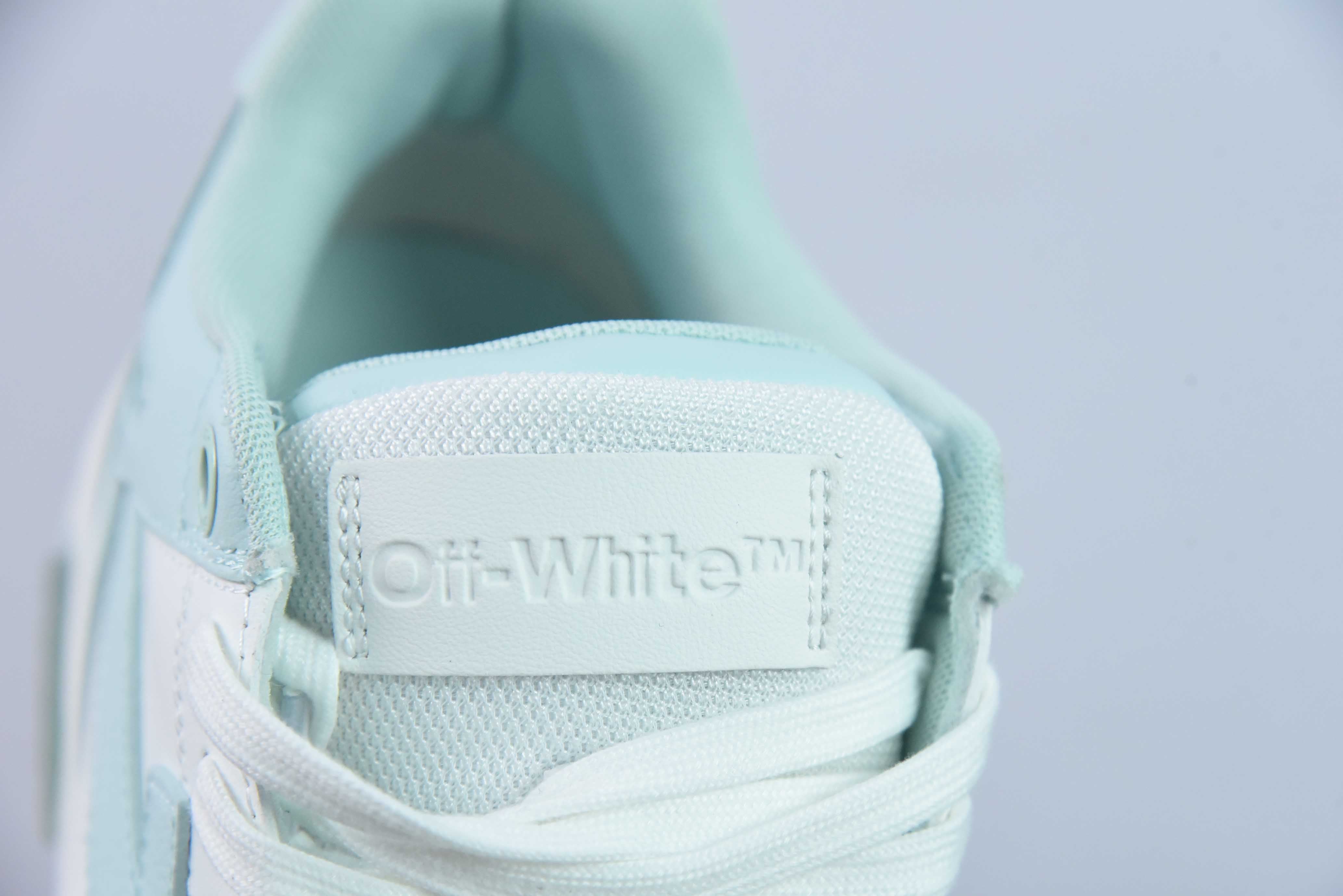 TÊNIS OFF-WHITE "OUT OF OFFICE" WHITE/BLUE TIFFANY"