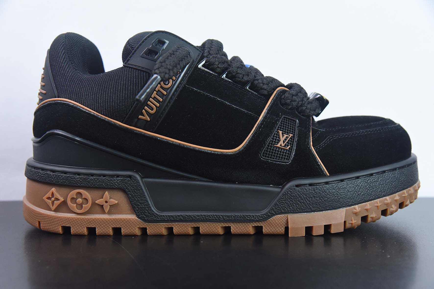 LV TRAINER V1 "BLACK/BROWN"