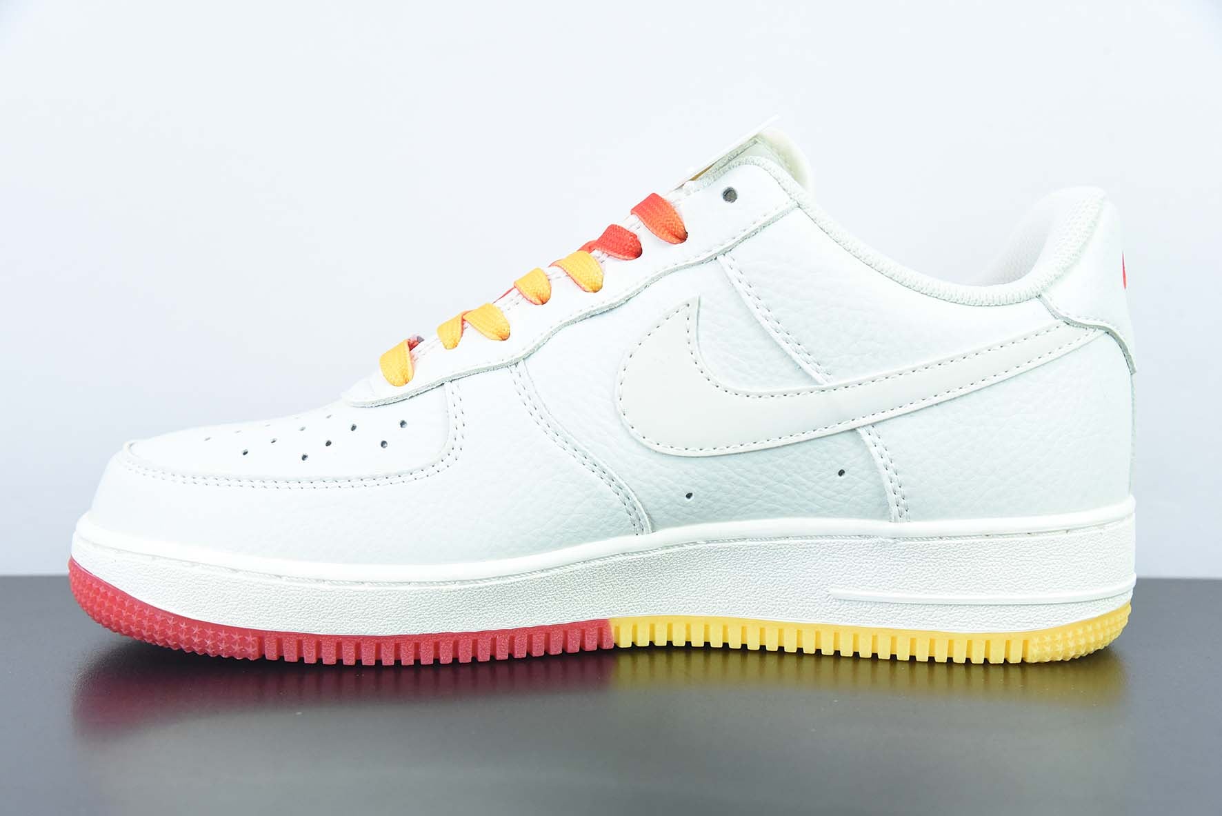 AIR FORCE 1 '07 "RICE WHITE RED YELLOW"- HQ8863-996 🇺🇸