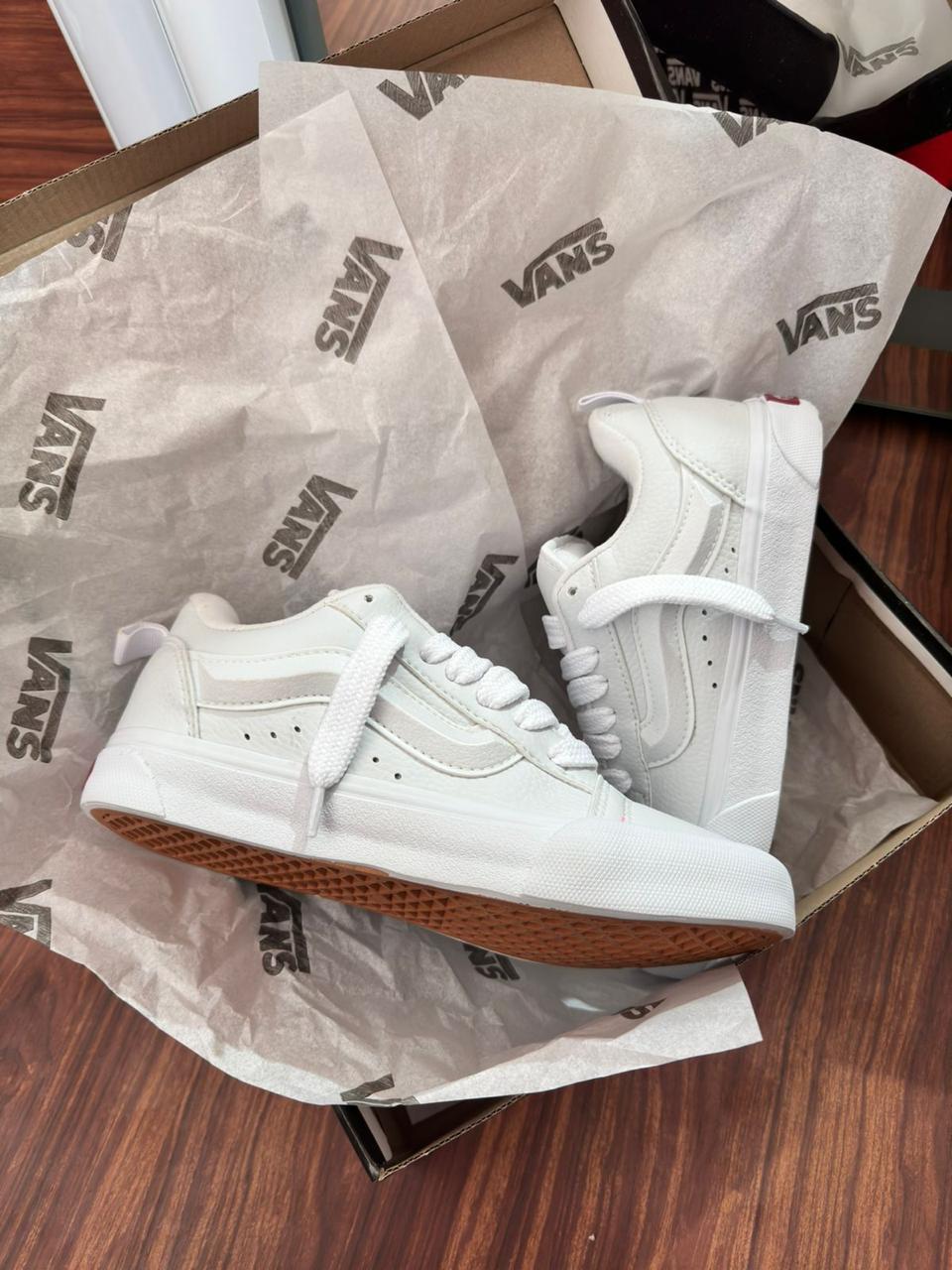 Vans Knu Skool "All White" 🇧🇷