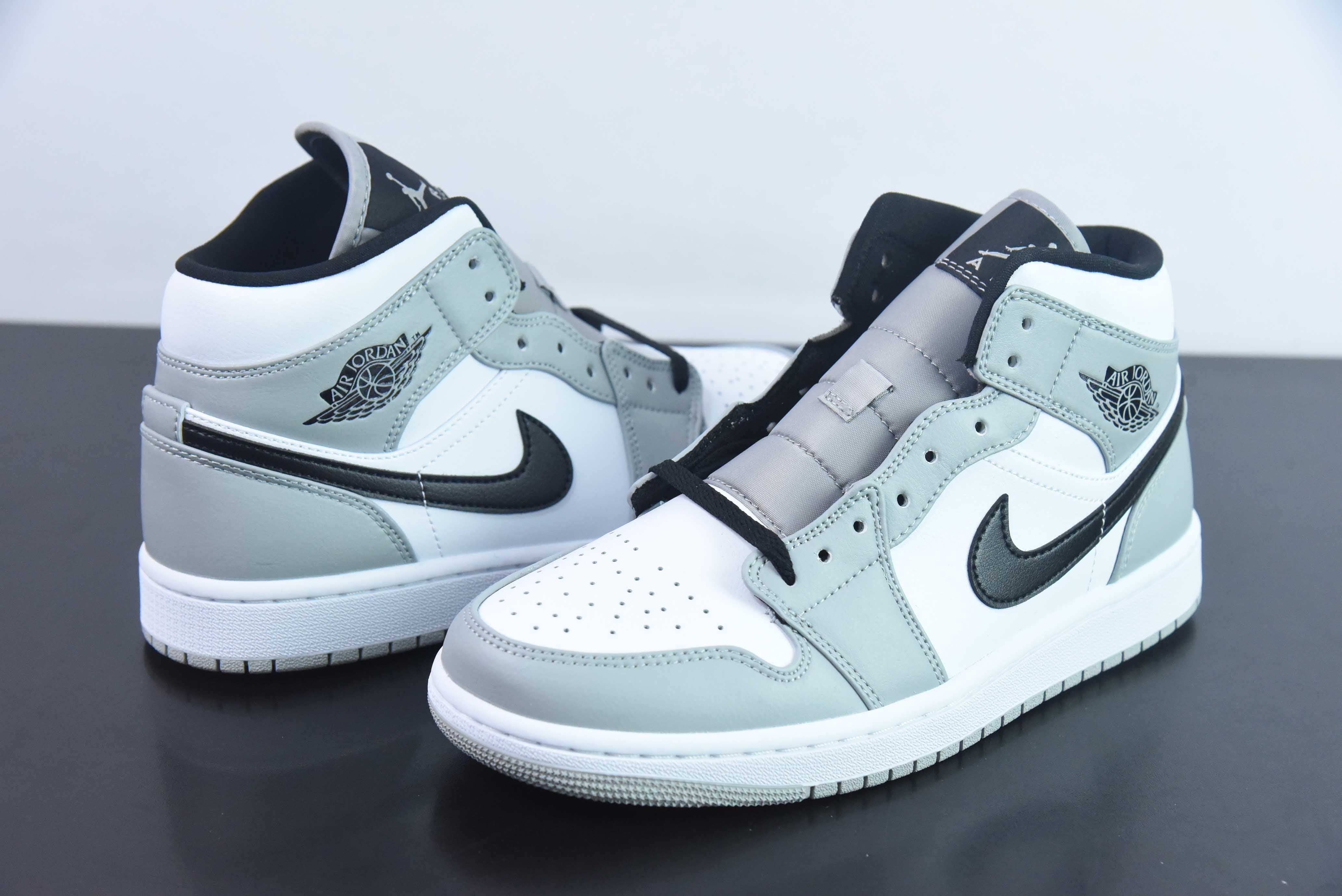 AIR JORDAN 1 MID "GREY"