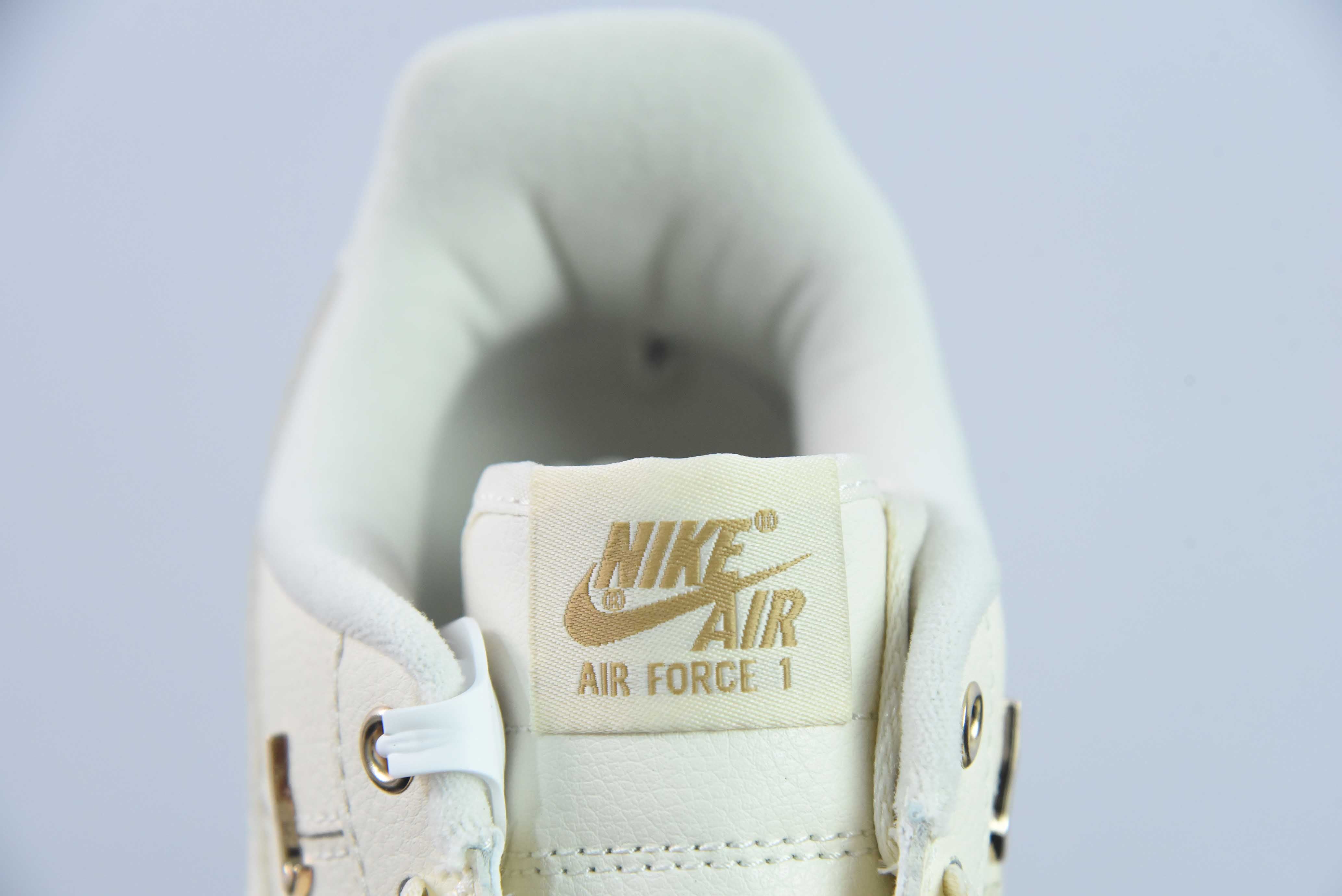 AIR FORCE 1 LOW '07  "TWO SWOOSH GOLD"