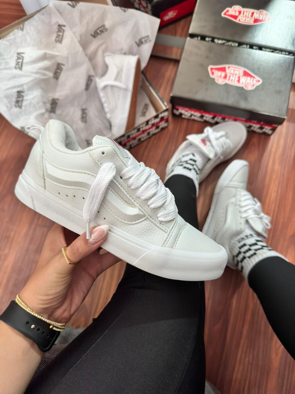 Vans Knu Skool "All White" 🇧🇷