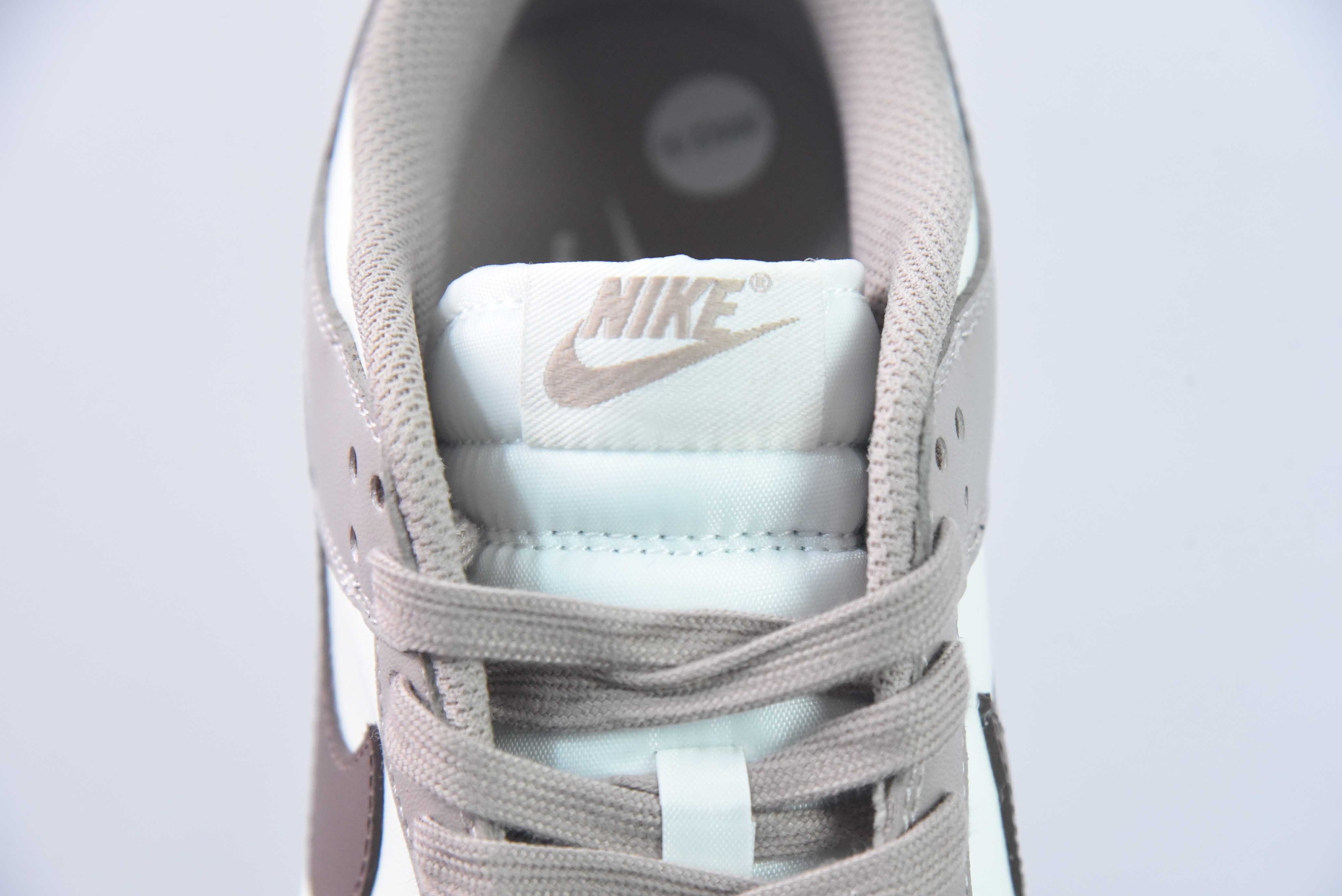 NIKE DUNK LOW "DIFFUSED TAUPE"