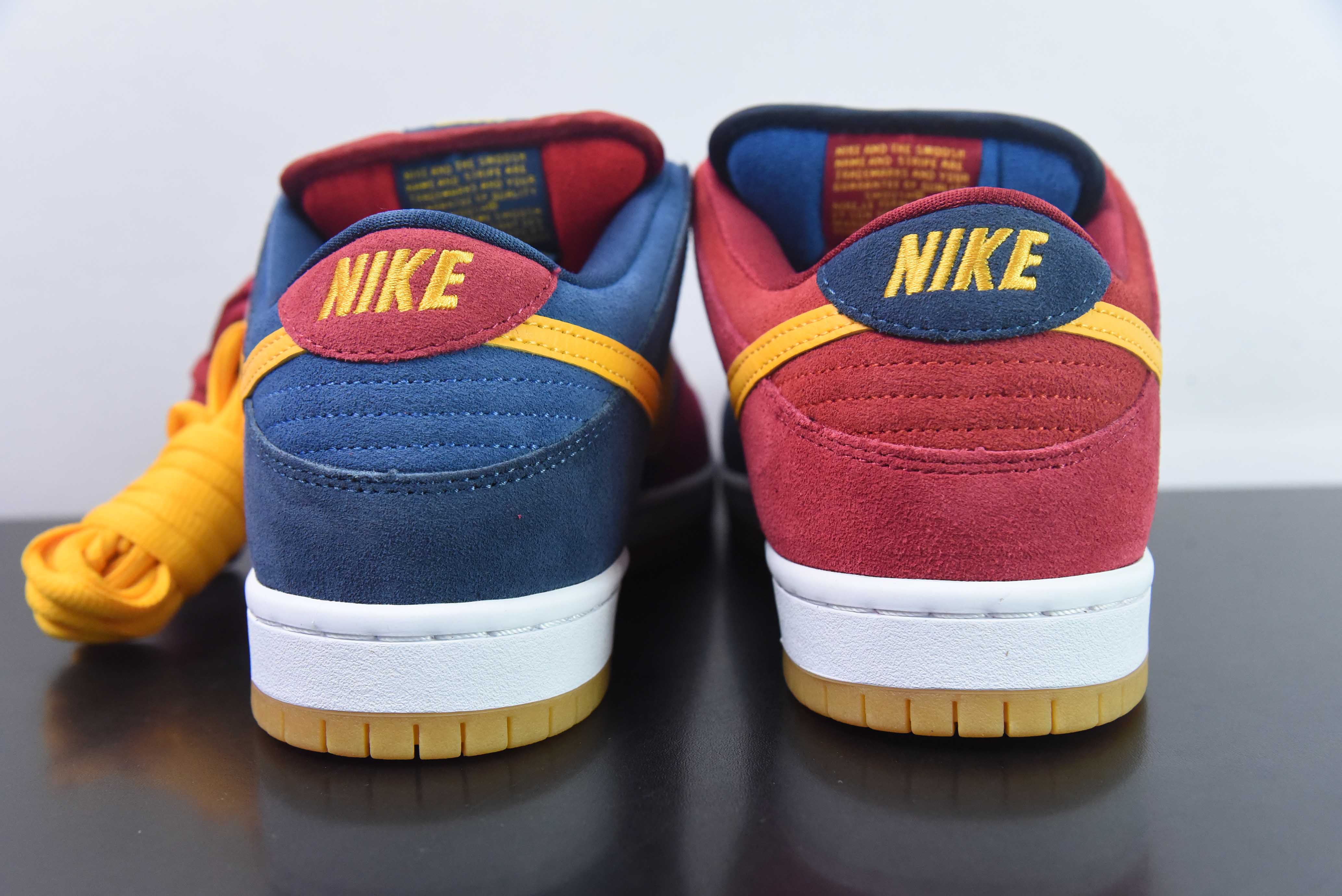 NIKE SB DUNK LOW “BARCELONA”