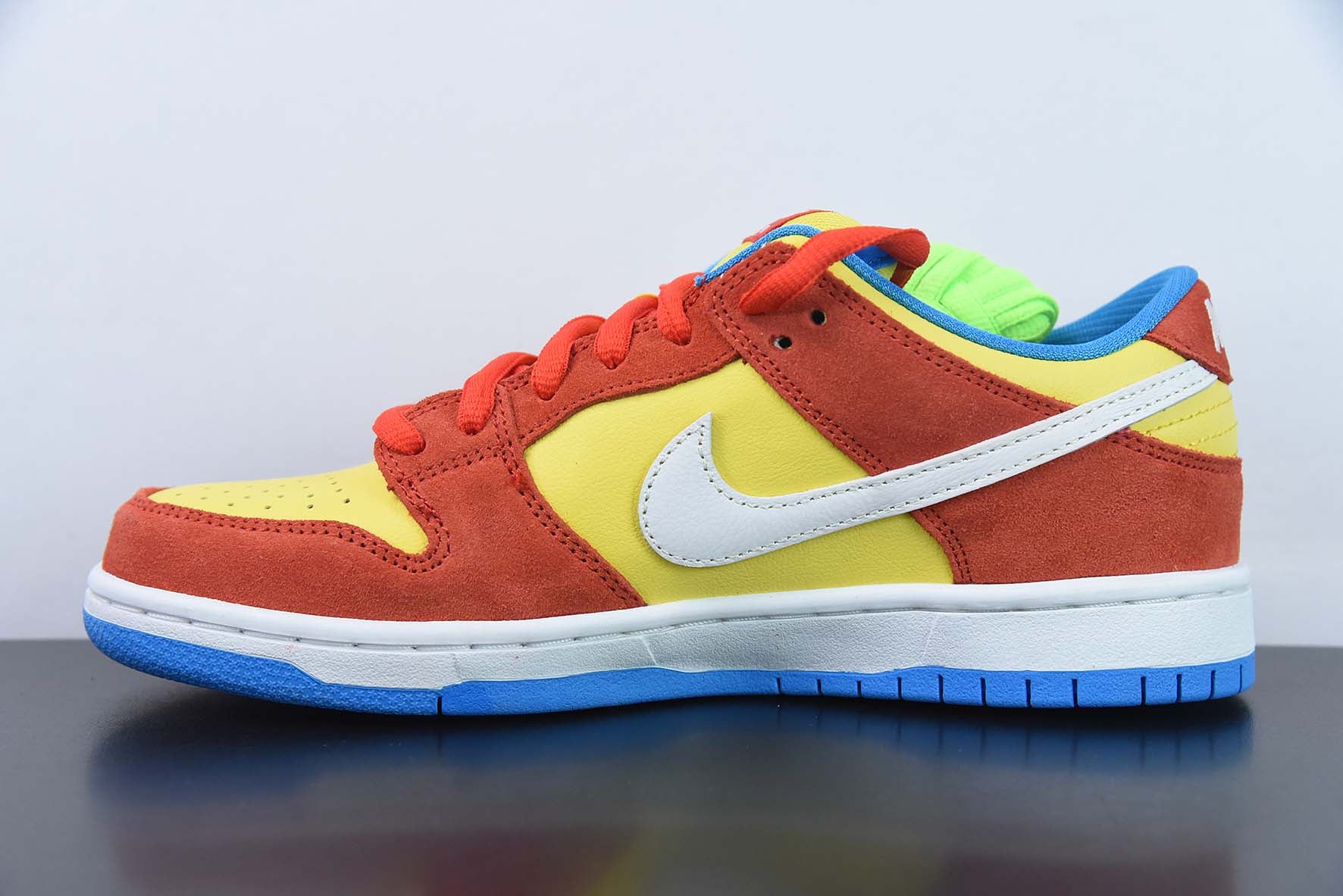 NIKE SB DUNK LOW PRO "BART SIMPSON" - BQ6817-602