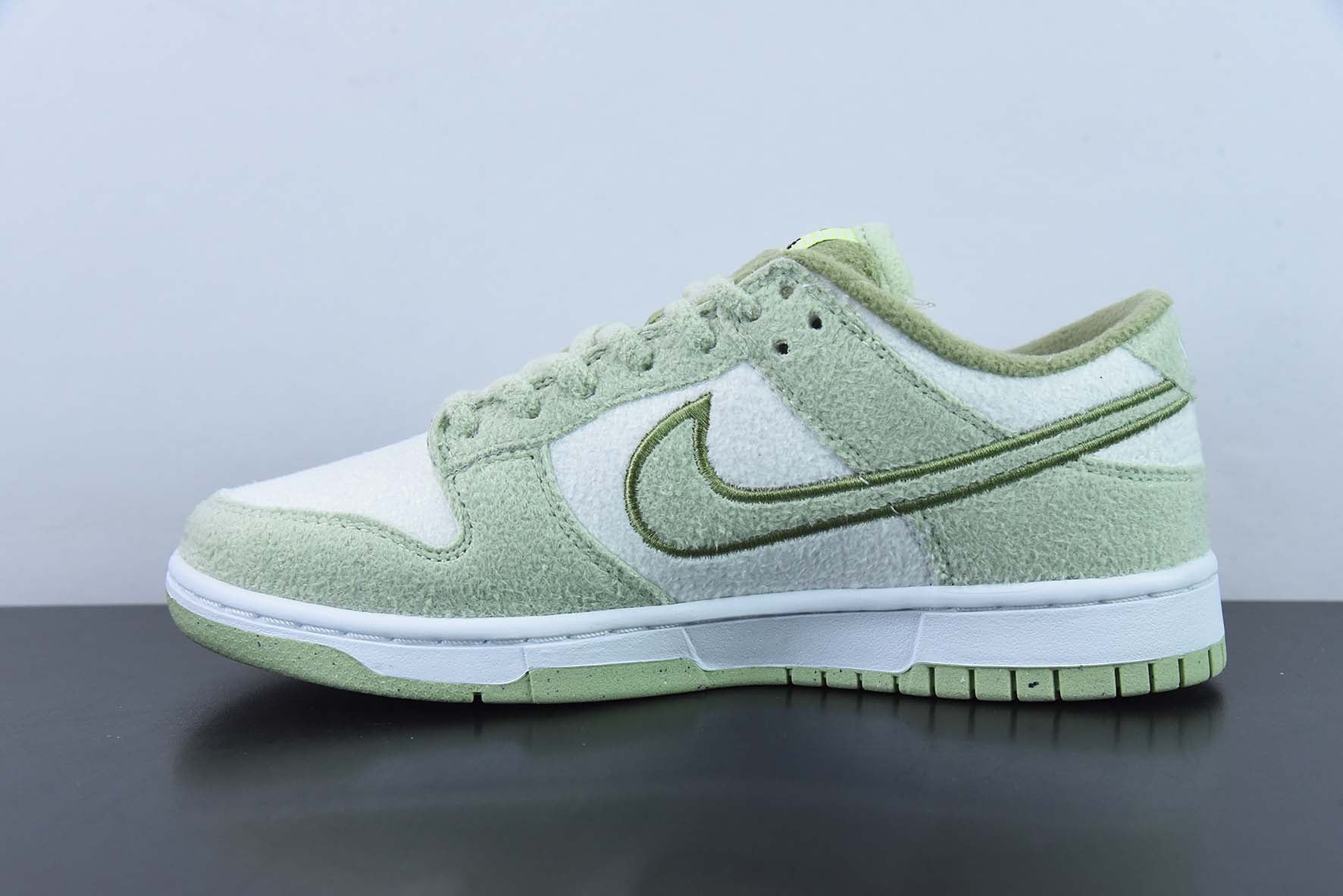 NIKE DUNK LOW "FLEECE"  - DQ7579-300