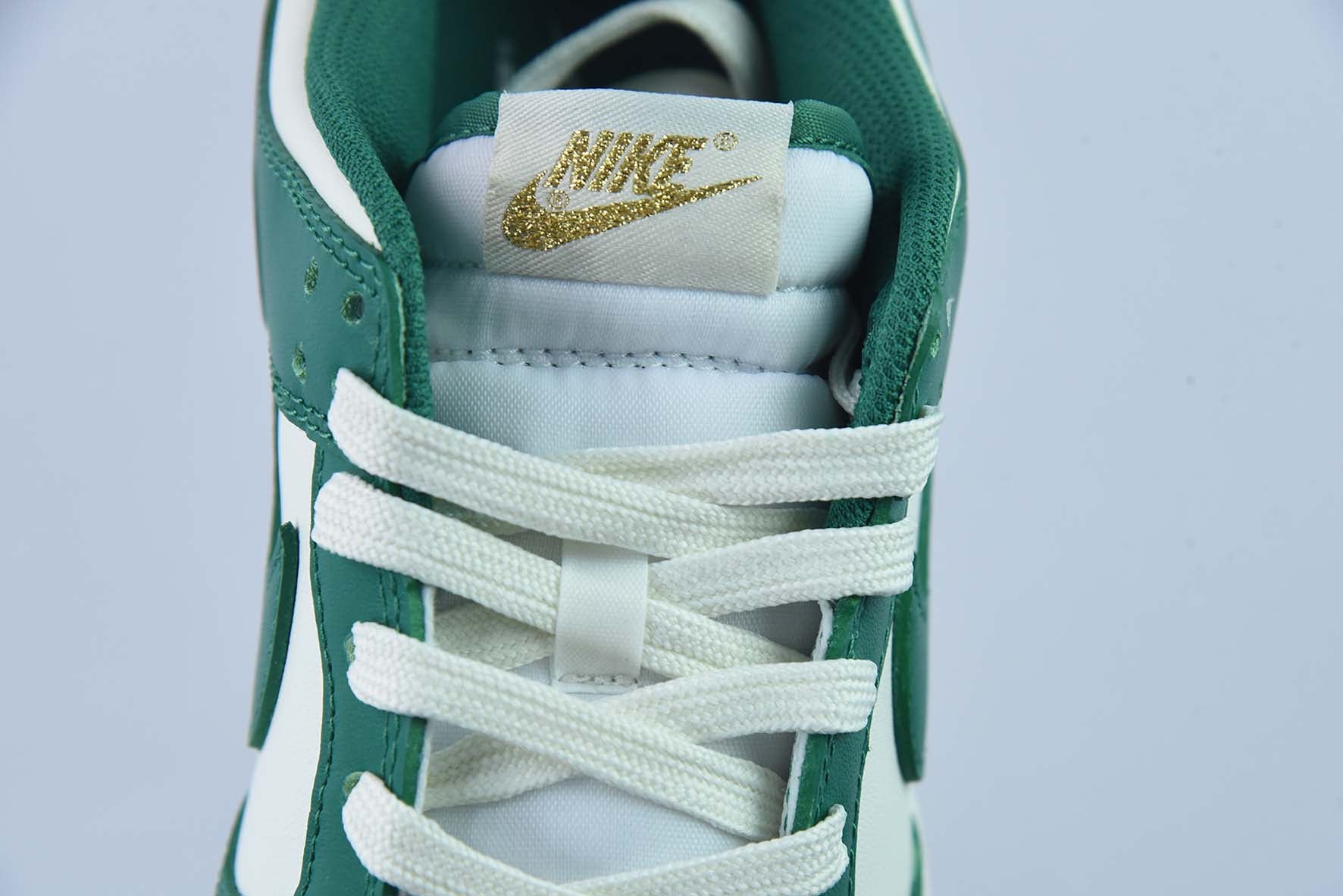 NIKE DUNK LOW "GREEN AND GOLD"  - FB7173-131