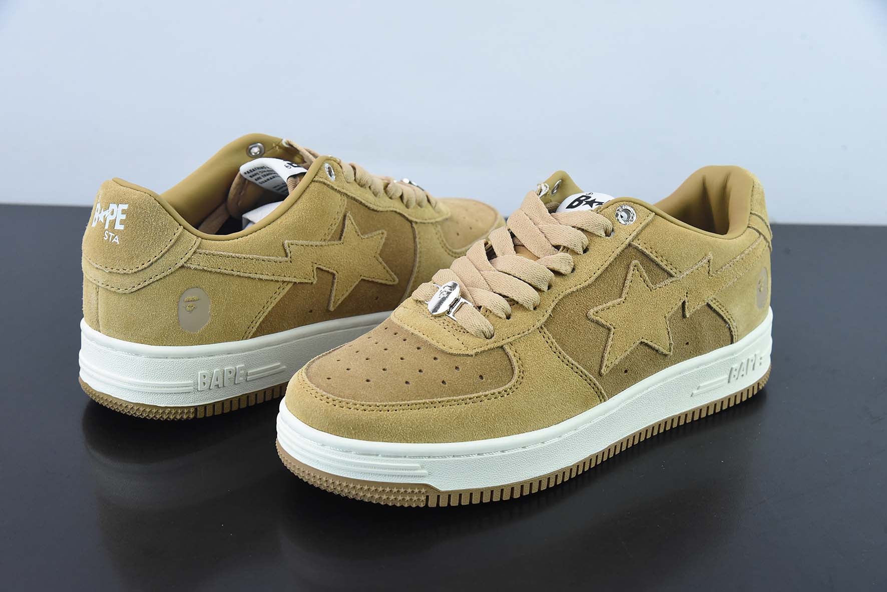 BAPE STA TO LOW "BEIGE"