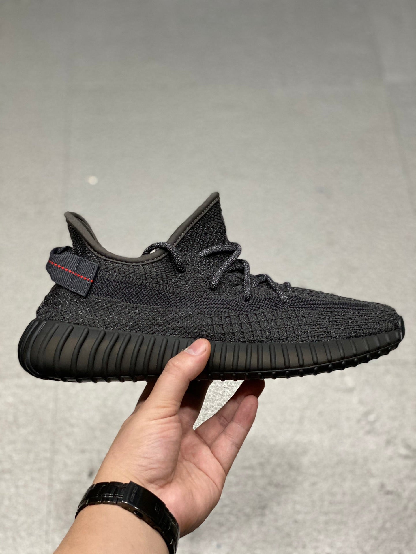 YEEZY BOOST 350 "BLACK" 🇺🇸